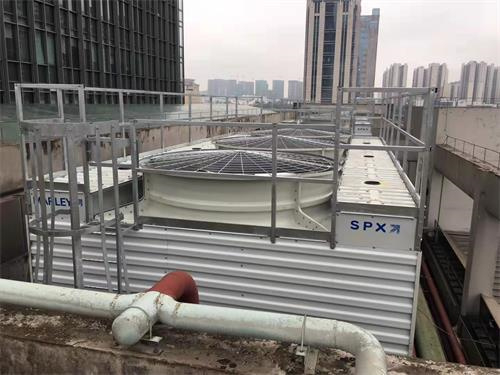 密閉式冷卻塔出水量溫度過高難題可以這樣解決
